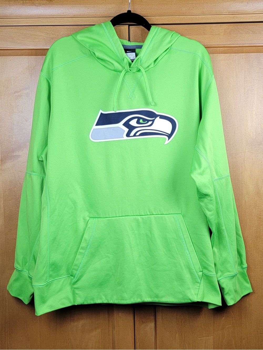 Nike Seattle Seahawks Neon Green Hoodie with Team Logo - XXL